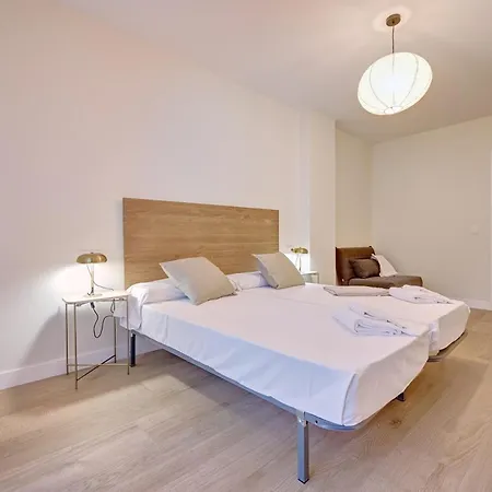Apartamento El Conde By Clabao Pamplona Buitenkant foto